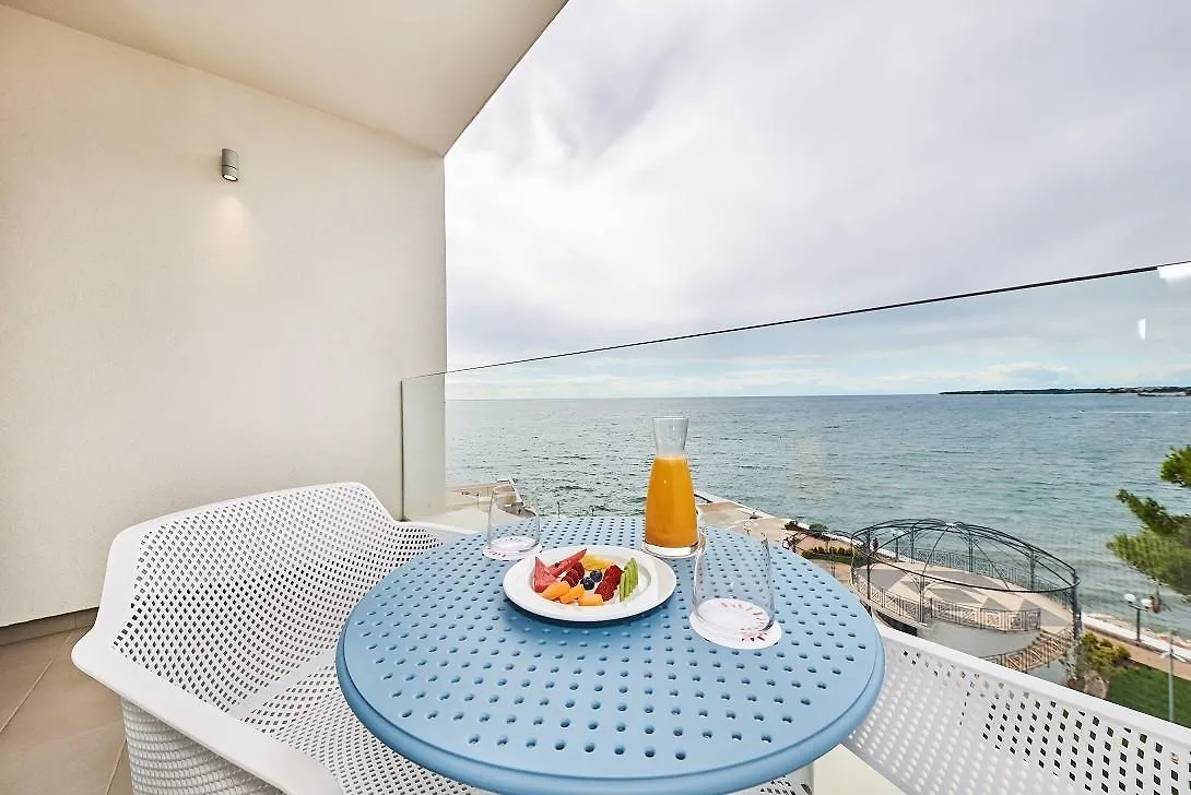 ****  Hotel Sipar Plava Laguna Croatia