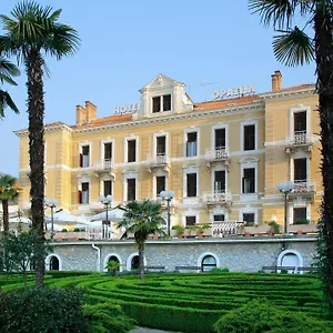Szálloda Hotel Opatija