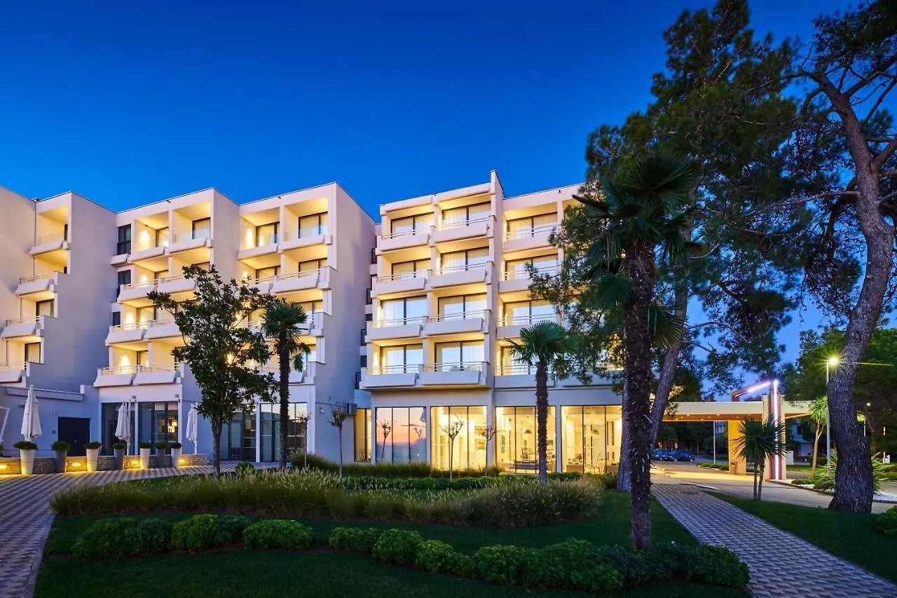 Hotel Sipar Plava Laguna Umag 4*,